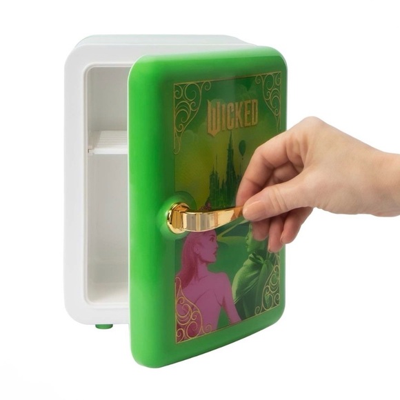 Wicked Green Beauty Fridge NIB - Picture 4 of 8